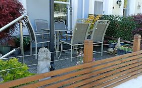 Lawnswood Guest House